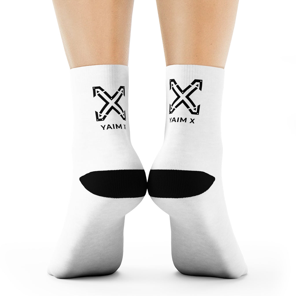 Yaim X Logo Crew Socks – Minimal Black & White Athletic Style